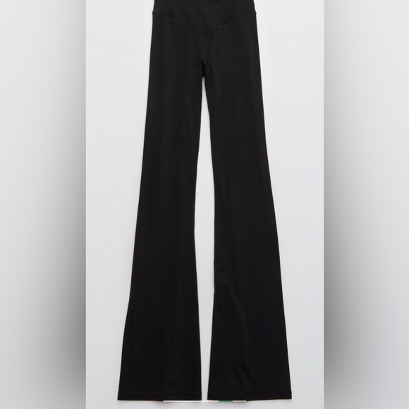 OFFLINE Aerie High Waisted Crossover Flare Legging - Picture 4 of 4